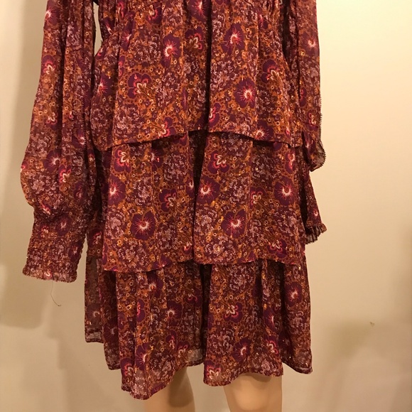 NWT House of Harlow Boho Ruffled Floral Metallic Dress Size 8 - Picture 11 of 13